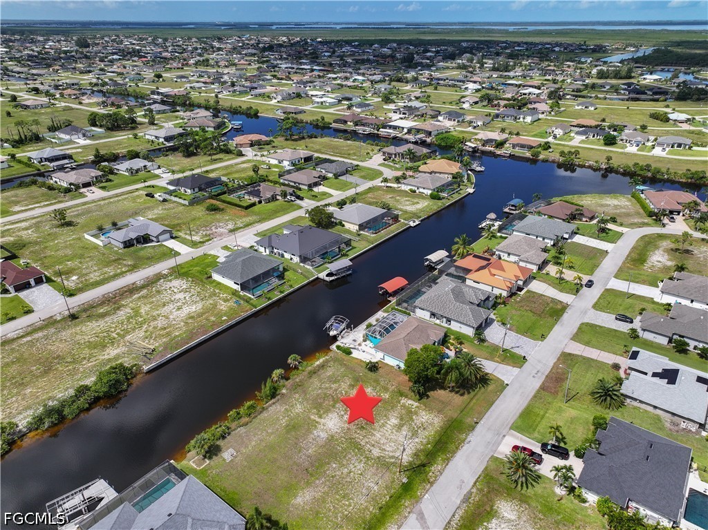 Waterfront Home for Sale in Cape Coral, photo 6