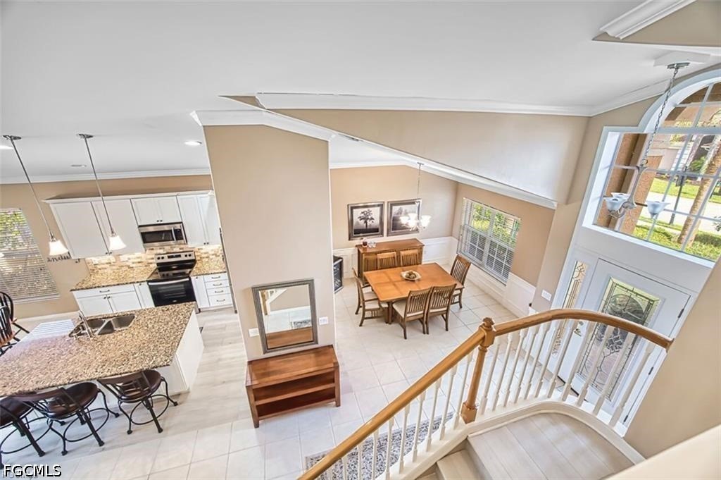 3 Bed Pool Home for Sale in Fort Myers, photo 6
