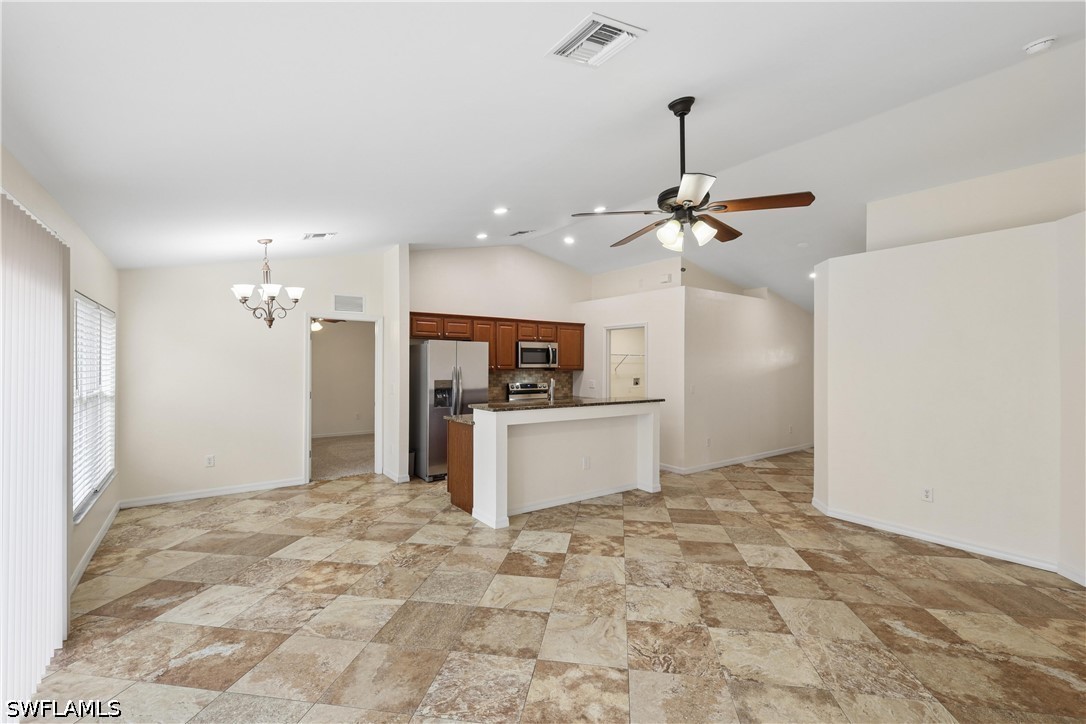 3 Bed SingleFamilyResidence for Sale in Cape Coral, photo 6