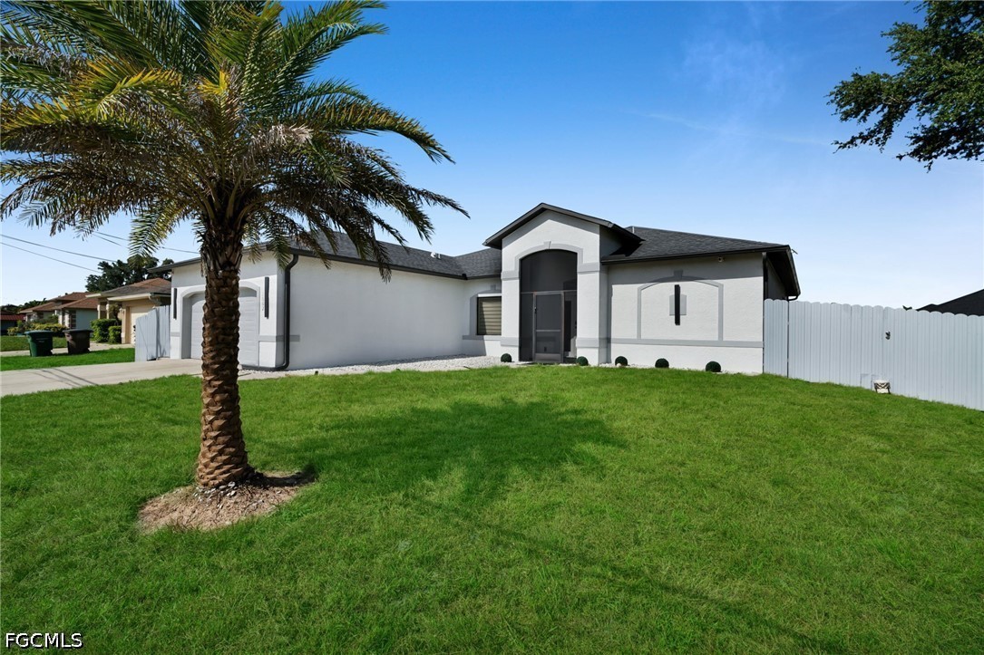 4 Bed Pool Home for Sale in Cape Coral, photo 6