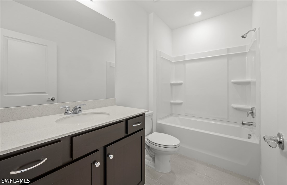4 Bed SingleFamilyResidence for Sale in Whispering Lakes, photo 6