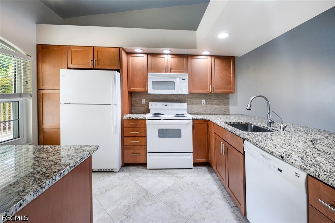 3 Bed Waterfront Home for Sale in Naples, photo 6