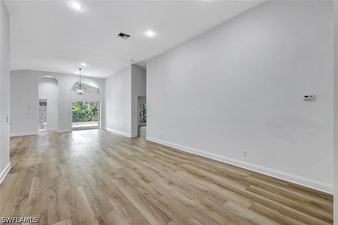 5 Bed Pool Home for Sale in Autumn Woods, photo 6