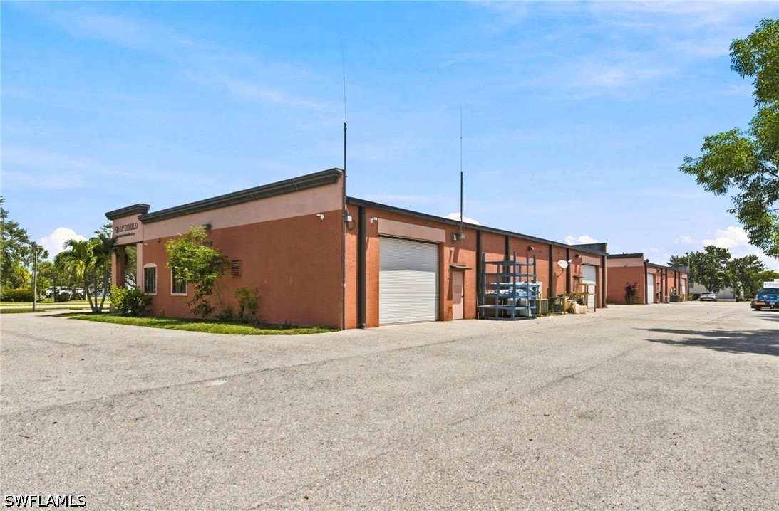Office for Sale in Fort Myers, photo 6