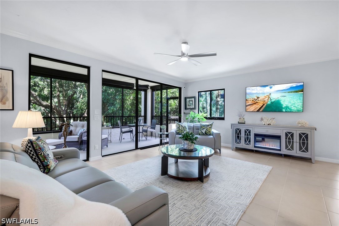 2 Bed Condominium for Sale in Naples, photo 6