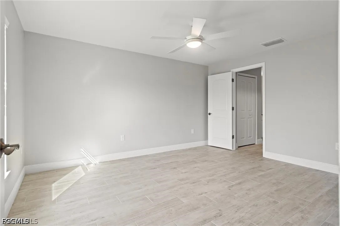 3 Bed SingleFamilyResidence for Sale in Cape Coral, photo 6