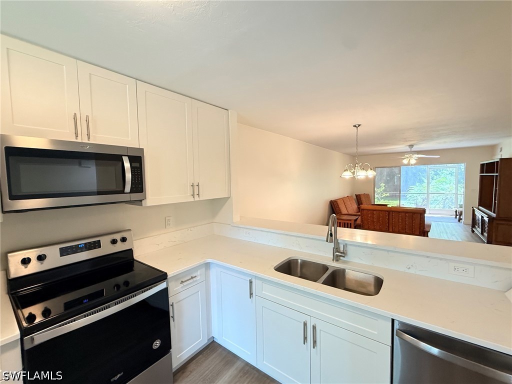 2 Bed Condominium for Sale in Naples, photo 6