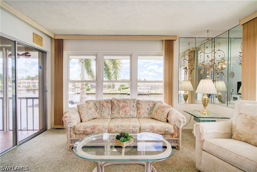 2 Bed Waterfront Home for Sale in Cape Coral, photo 6