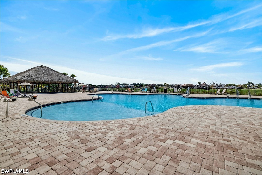 Residential for Sale in Palm Breeze, photo 6