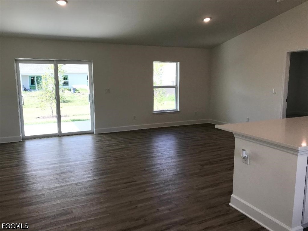 3 Bed SingleFamilyResidence for Sale in Cape Coral, photo 6
