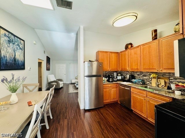 2 Bed Duplex for Sale in Golden Gate City, photo 6