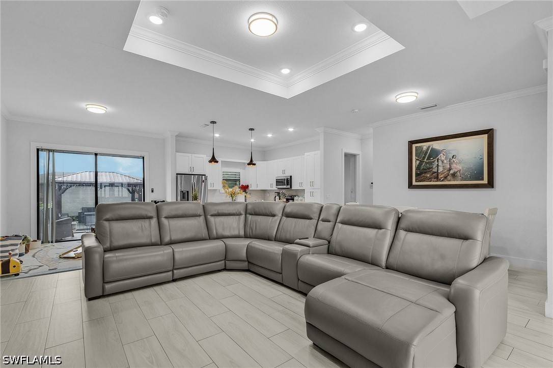 4 Bed SingleFamilyResidence for Sale in Lehigh Acres, photo 6