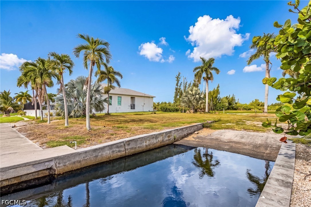 Waterfront Home for Sale in Gulfhaven, photo 6