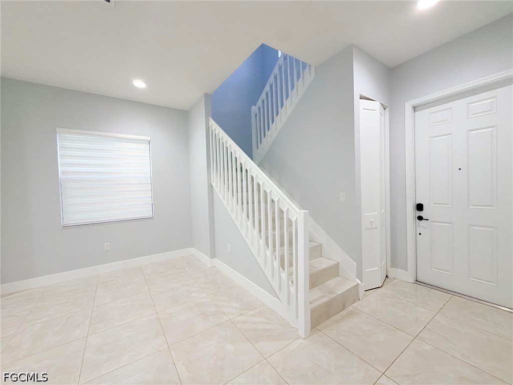 3 Bed SingleFamilyResidence for Sale in Naples, photo 6