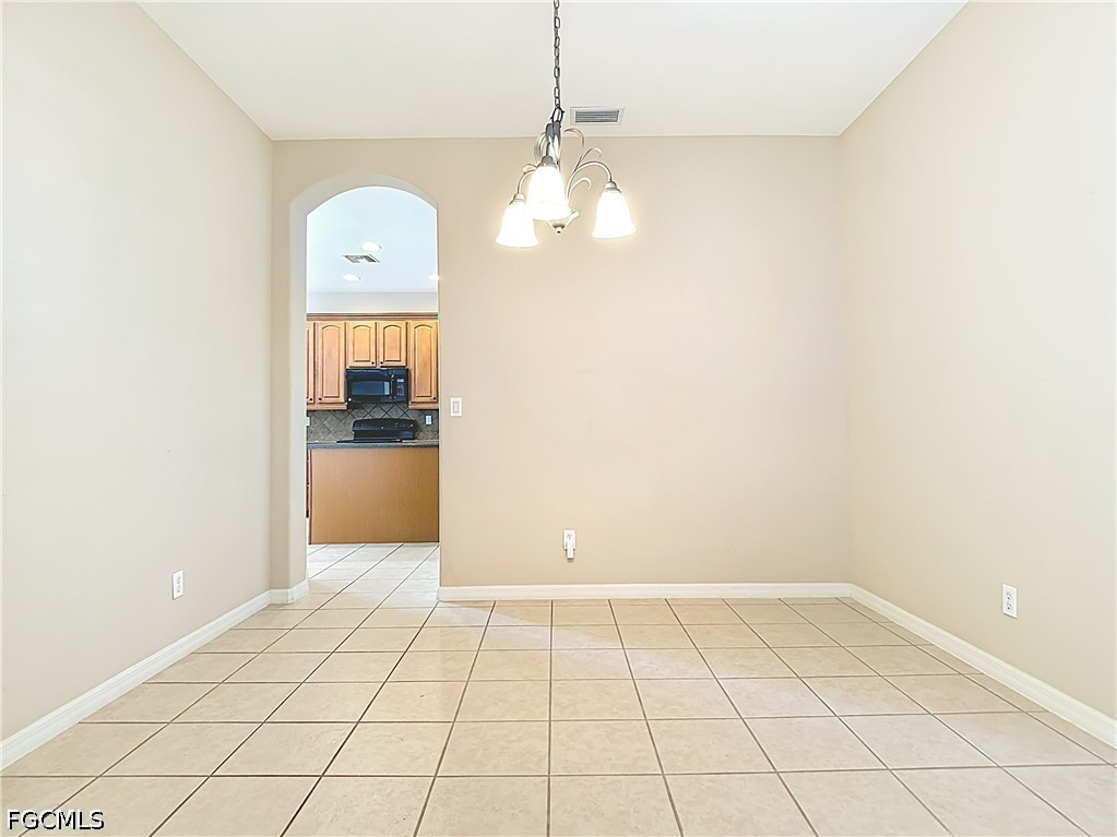 5 Bed Pool Home for Sale in Promenade West, photo 6
