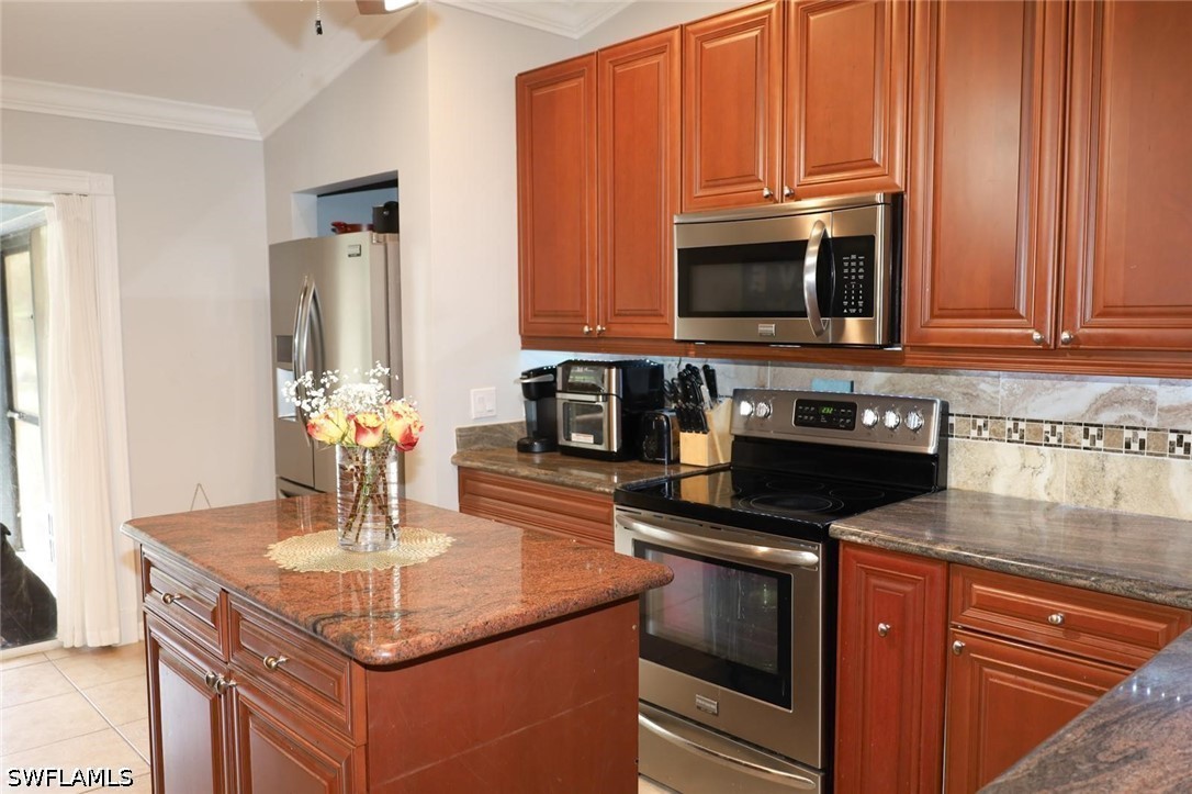 4 Bed Pool Home for Sale in Naples, photo 6