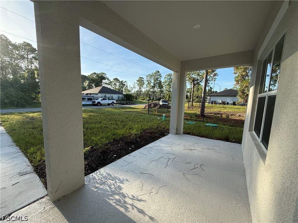 3 Bed SingleFamilyResidence for Sale in Lehigh Acres, photo 6