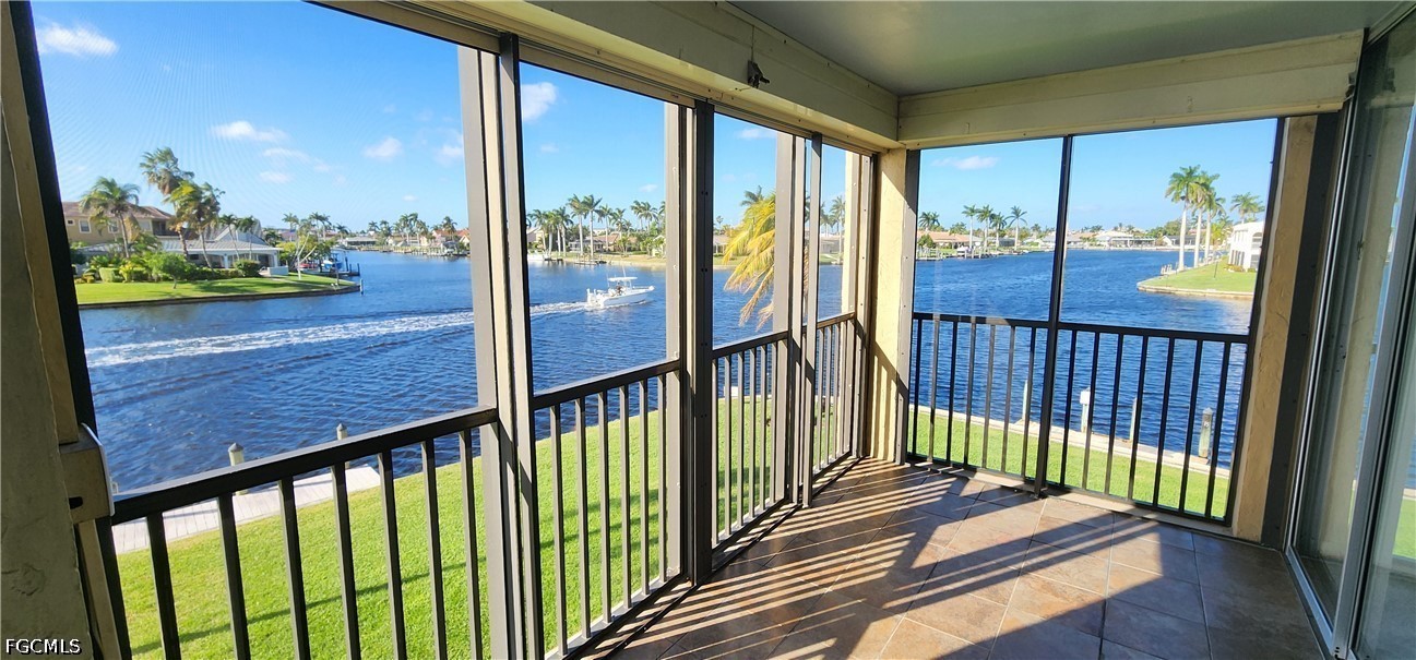 2 Bed Pool Home for Sale in River Towers Condo, photo 6