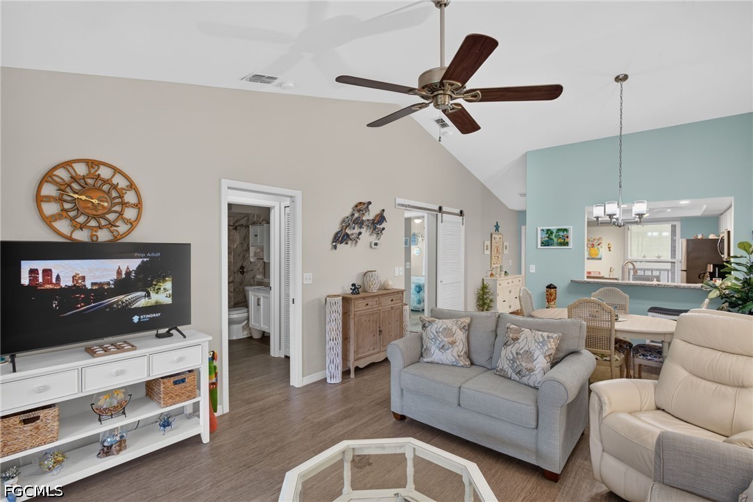 2 Bed Condominium for Sale in Fort Myers, photo 6