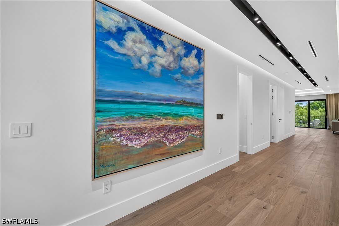 4 Bed Pool Home for Sale in Demere Landing, photo 6