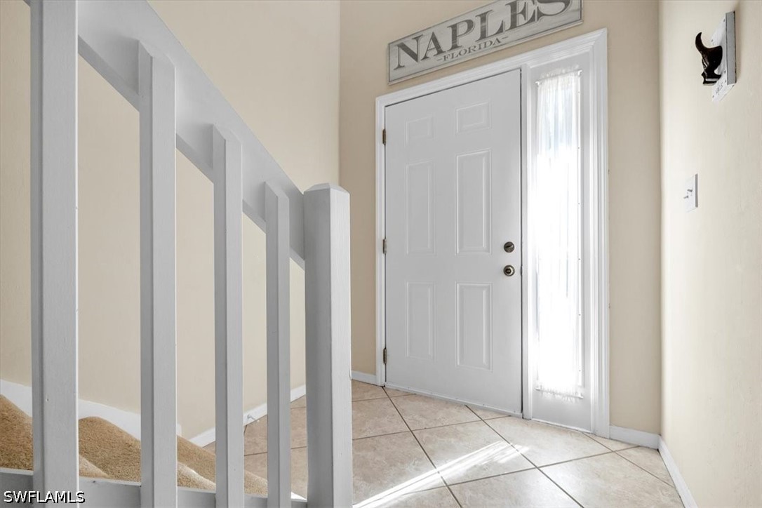 3 Bed Waterfront Home for Sale in Naples, photo 6