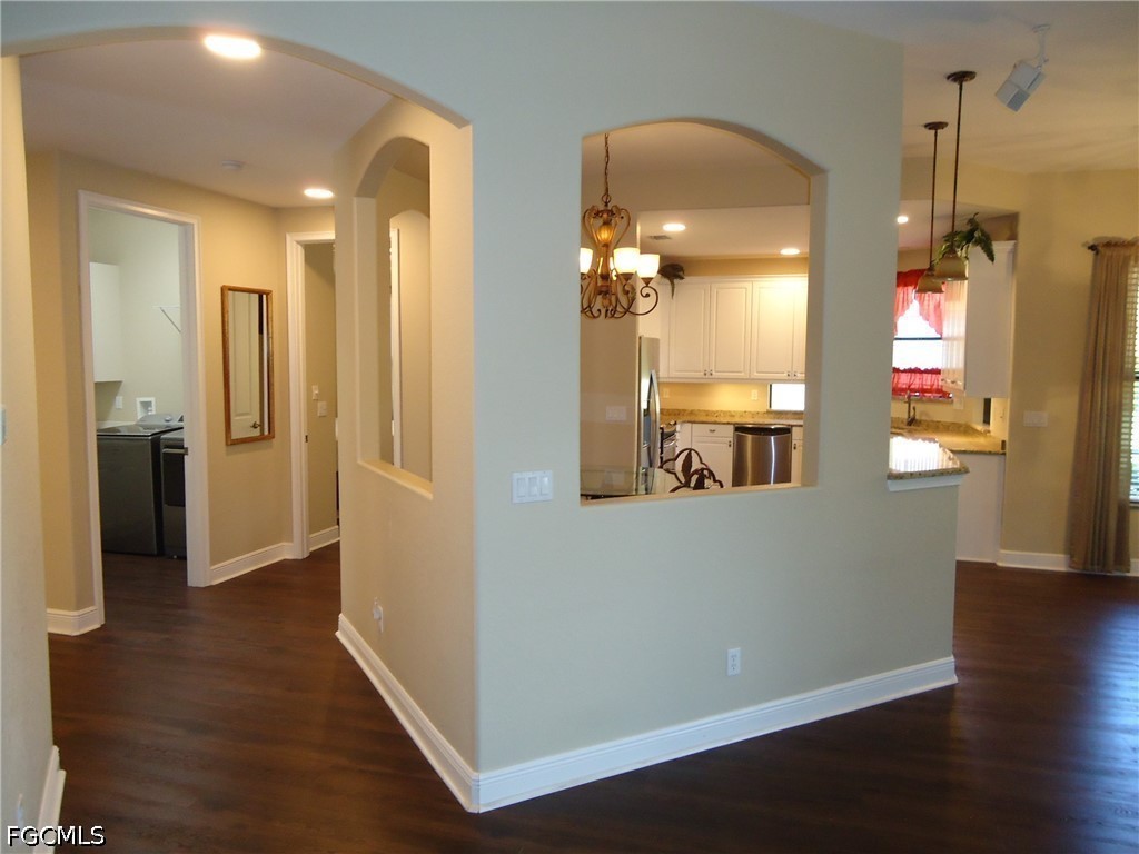3 Bed Waterfront Home for Sale in Fort Myers, photo 6