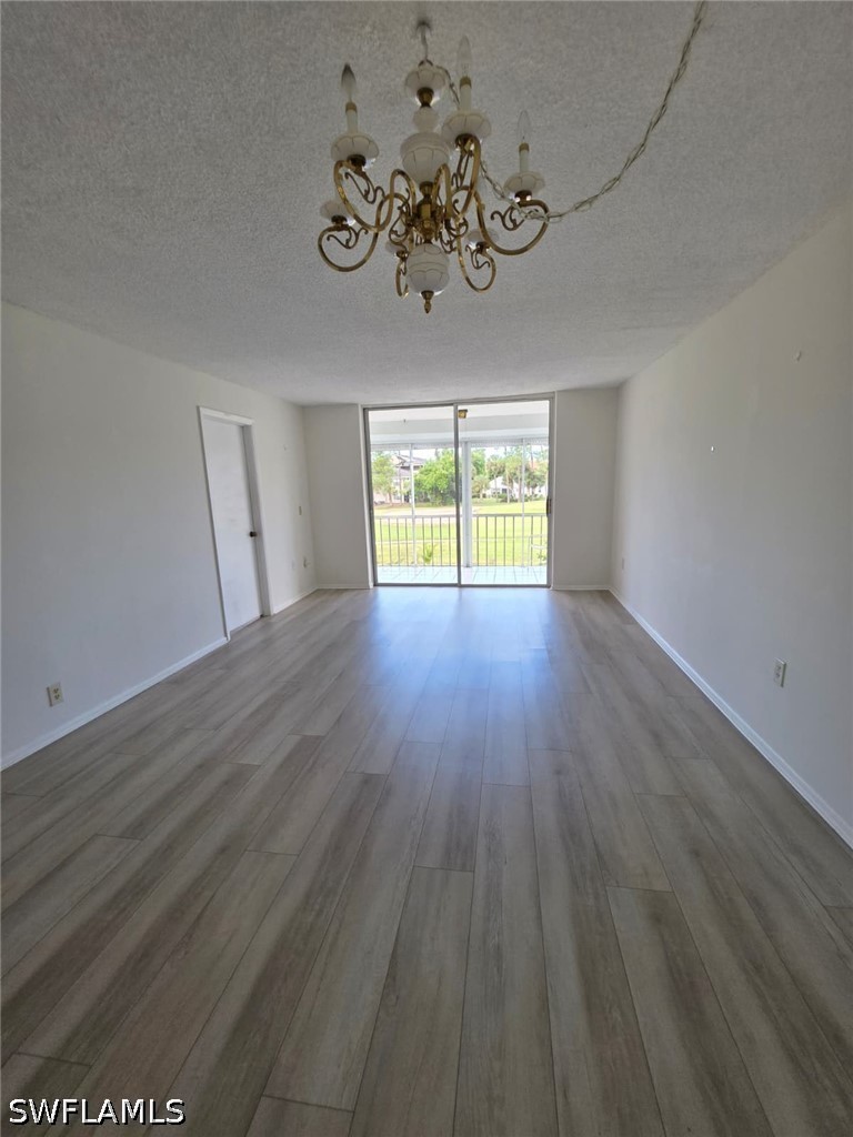 2 Bed Condominium for Sale in Naples, photo 6