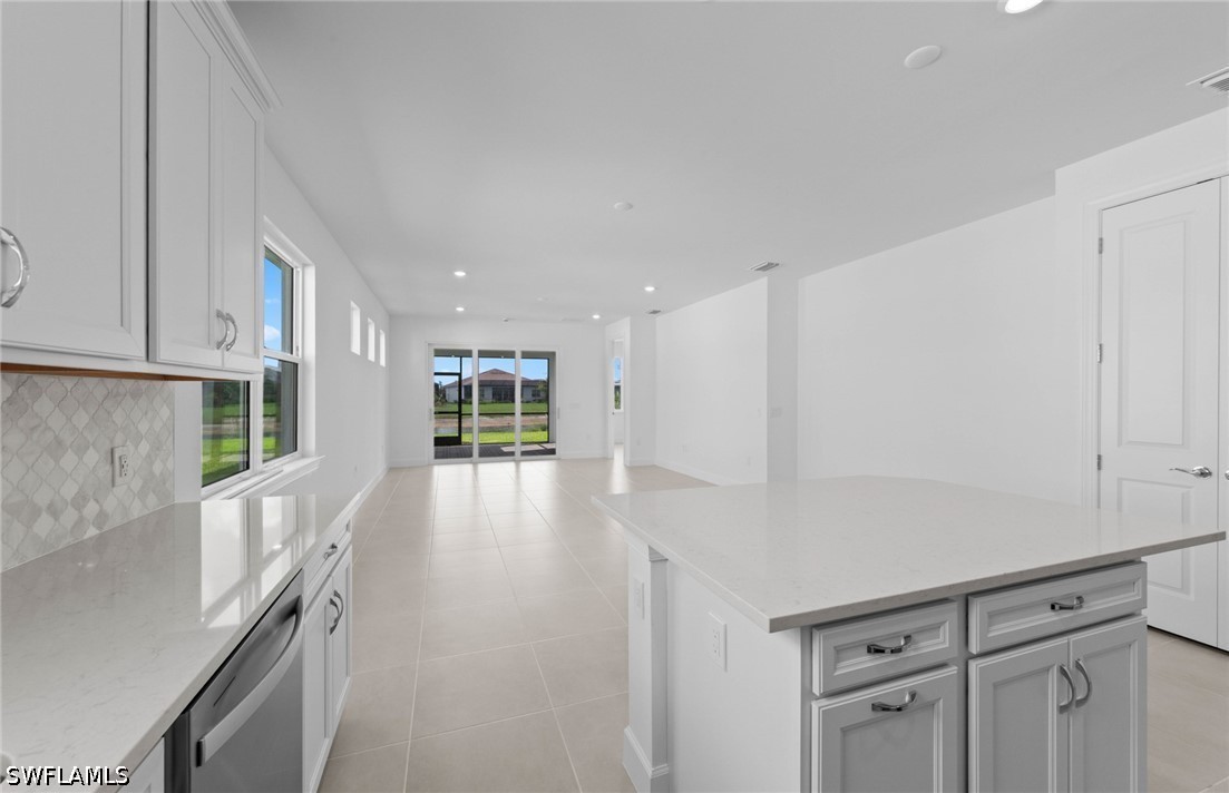 2 Bed SingleFamilyResidence for Sale in Alva, photo 6