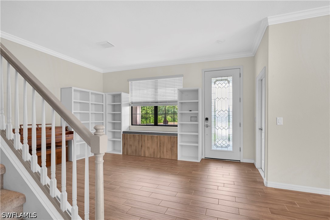 5 Bed SingleFamilyResidence for Sale in Fort Myers, photo 6