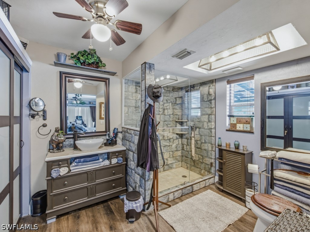 3 Bed SingleFamilyResidence for Sale in Naples, photo 6