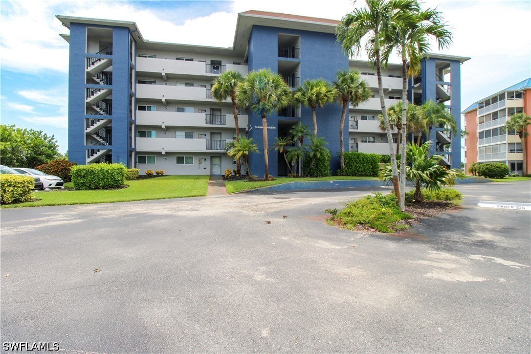 2 Bed Condominium for Sale in Fairway Gardens, photo 6