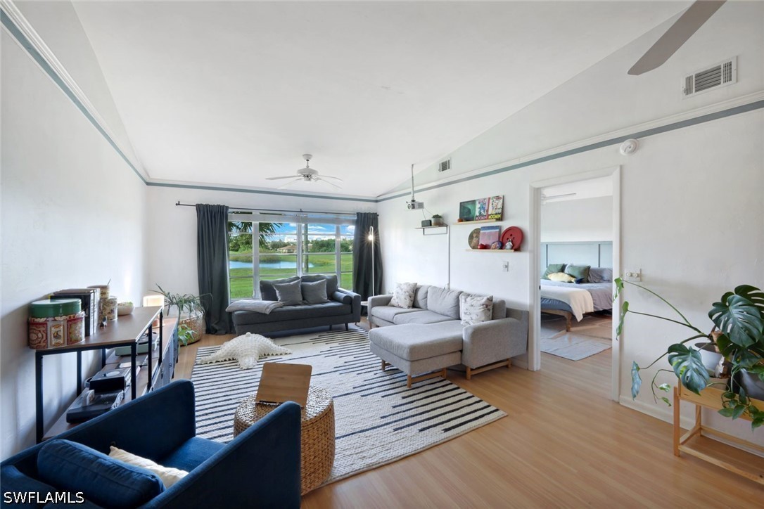 2 Bed Condominium for Sale in Winterpark, photo 6