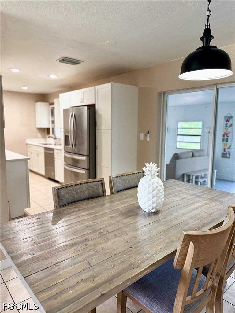 4 Bed SingleFamilyResidence for Sale in San Carlos Park, photo 6