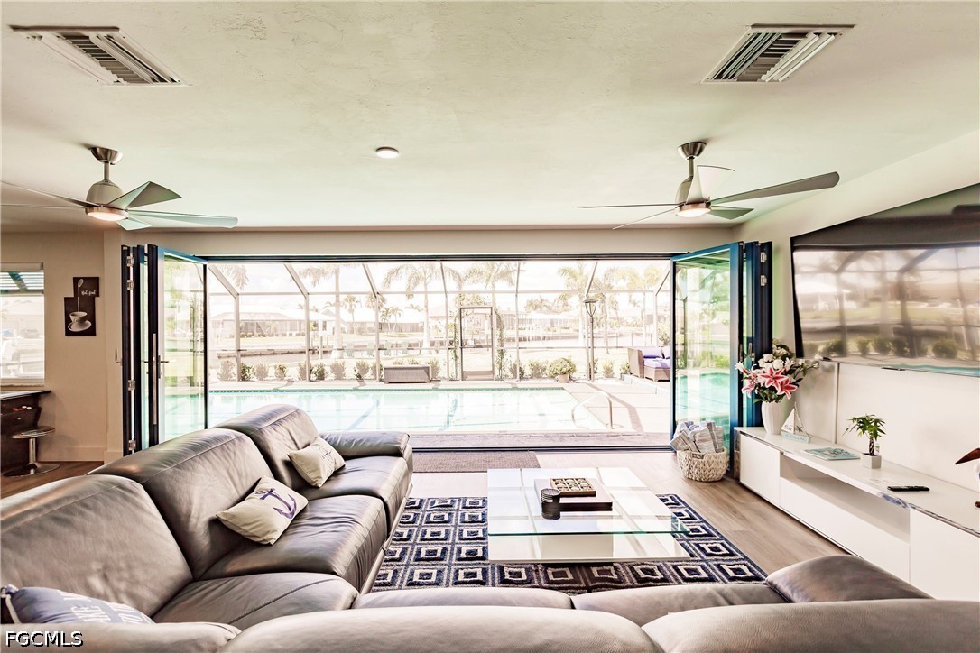 3 Bed Pool Home for Sale in Punta Gorda, photo 6