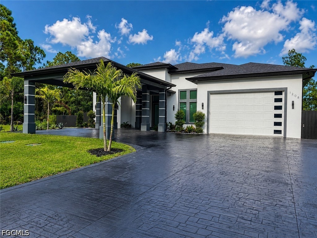 4 Bed SingleFamilyResidence for Sale in Lehigh Acres, photo 6