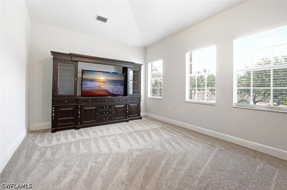 3 Bed Waterfront Home for Sale in Hawthorne, photo 6