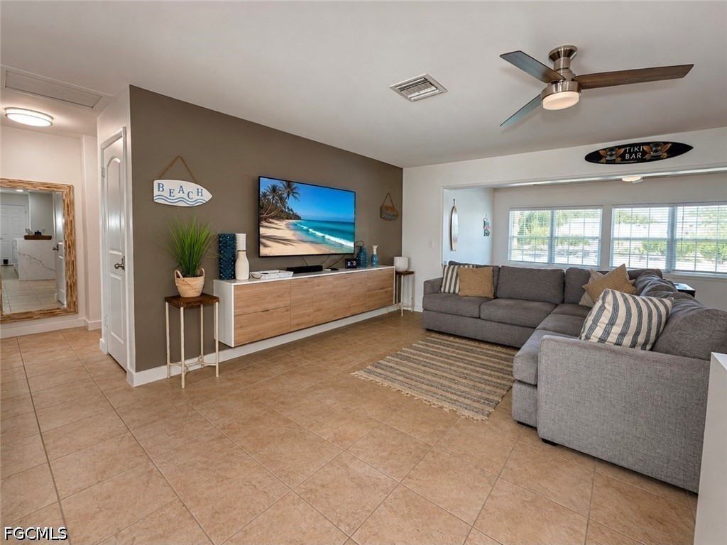 4 Bed Pool Home for Sale in Cape Coral, photo 6
