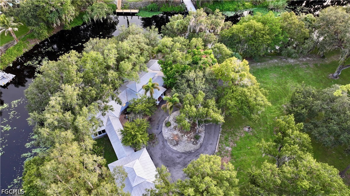 3 Bed Waterfront Home for Sale in Labelle, photo 6