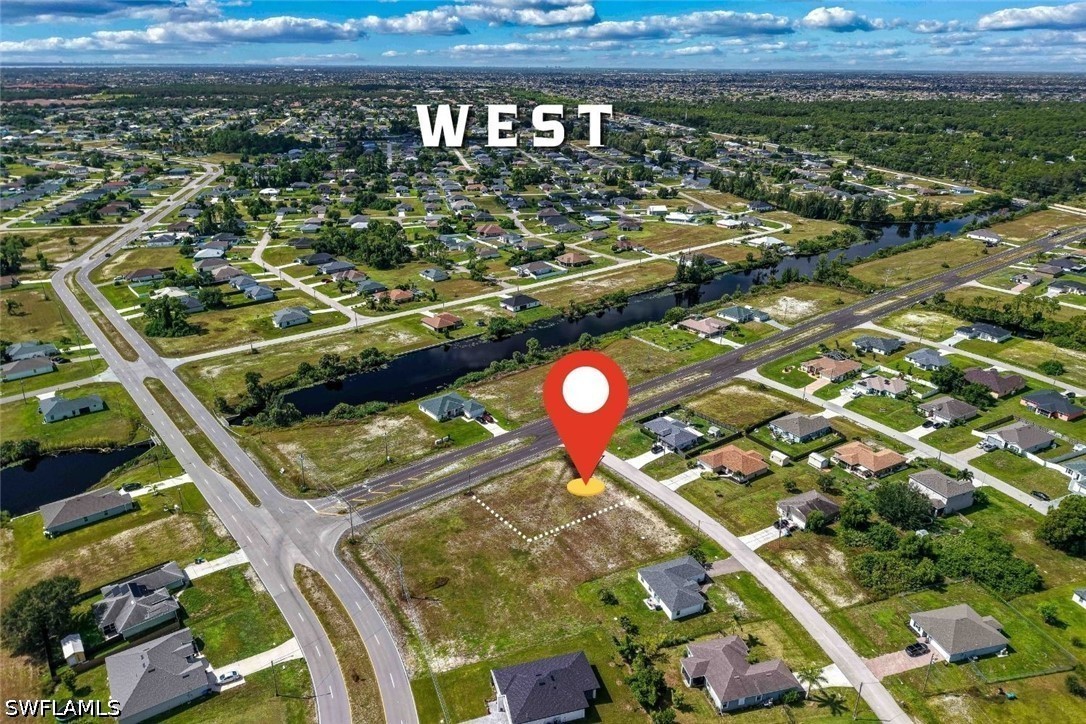 Residential for Sale in Cape Coral, photo 6