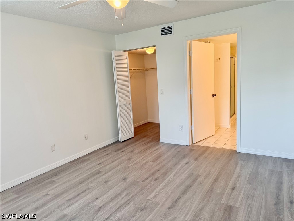 2 Bed Condominium for Sale in Naples, photo 6