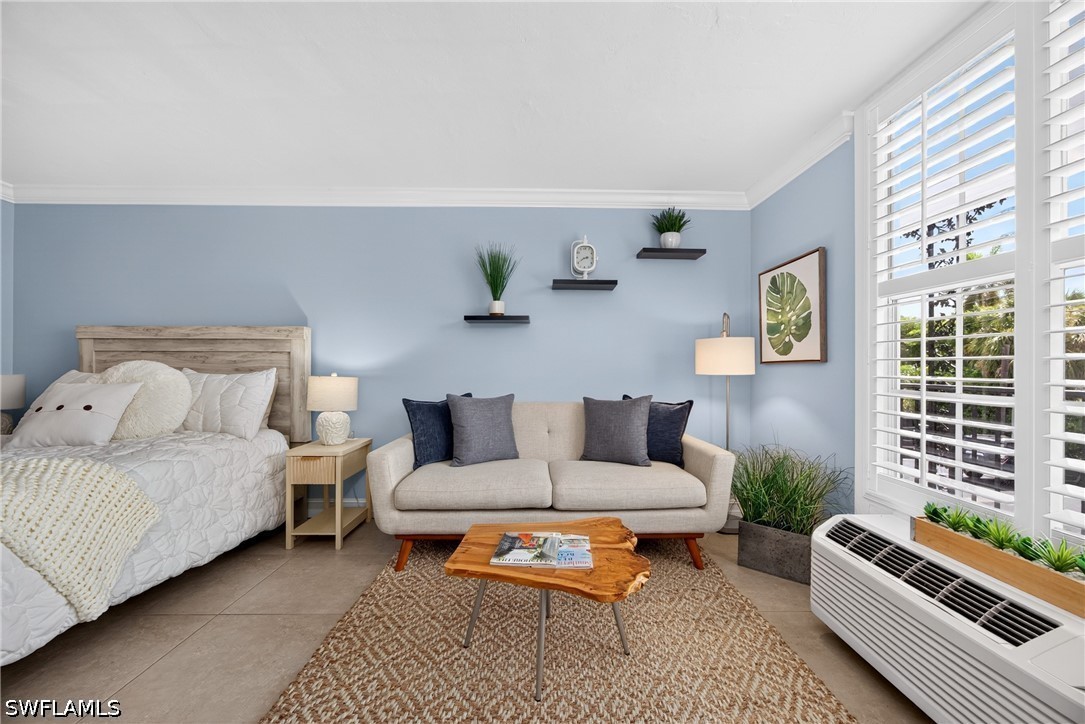1 Bed Condominium for Sale in Naples, photo 6