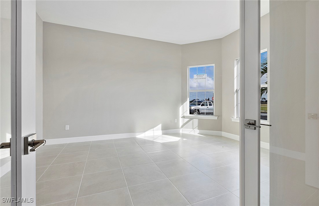 3 Bed Waterfront Home for Sale in Terrawalk, photo 7
