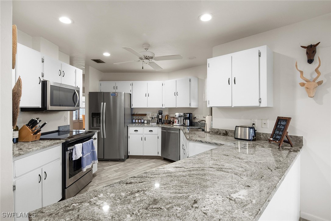 3 Bed Pool Home for Sale in Royal Harbor, photo 7
