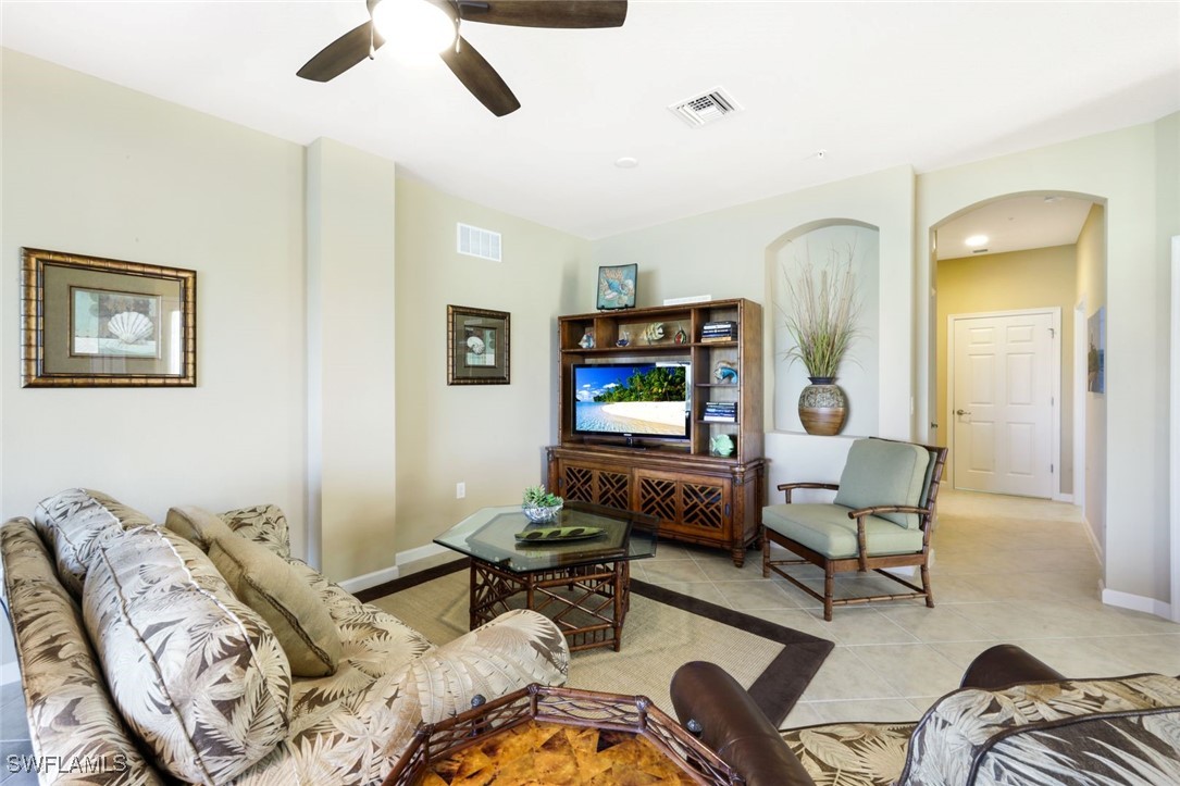 3 Bed Waterfront Home for Sale in Chesapeake Cove, photo 7