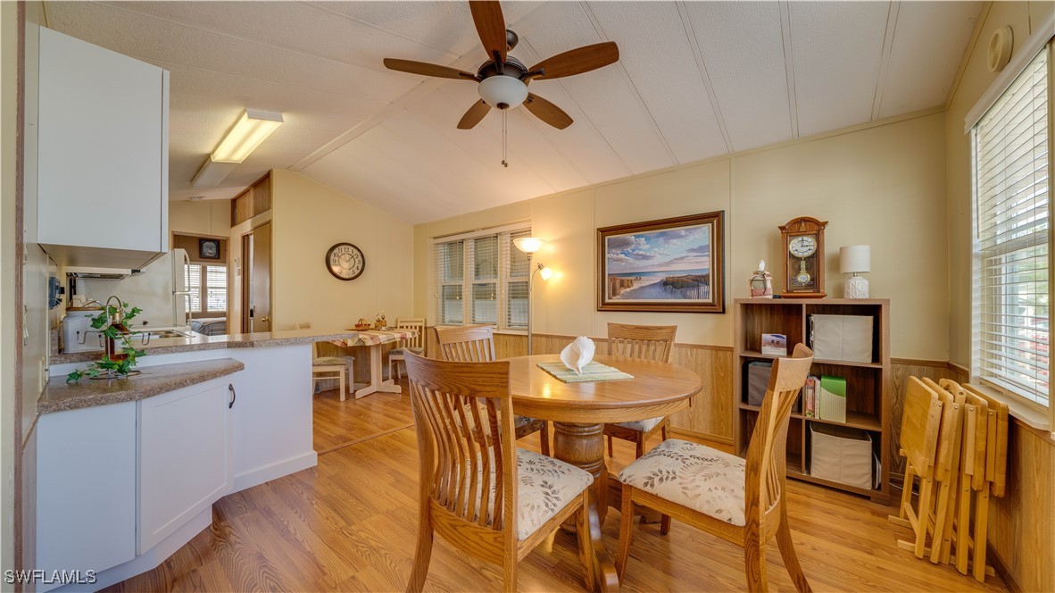 1 Bed Waterfront Home for Sale in North Fort Myers, photo 7