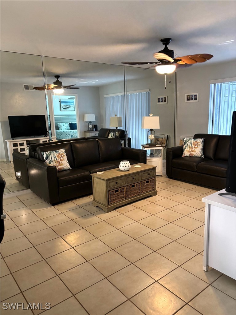 2 Bed Condominium for Sale in Pine Haven Condo, photo 7