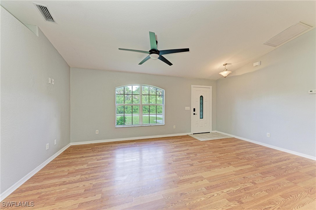 3 Bed SingleFamilyResidence for Sale in North Port, photo 7