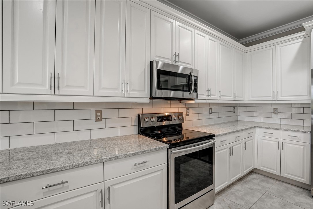 4 Bed Pool Home for Sale in Westminster, photo 7