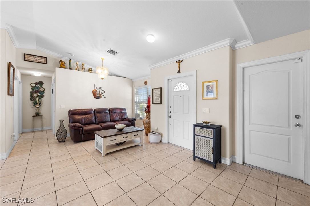 3 Bed SingleFamilyResidence for Sale in Cape Coral, photo 7