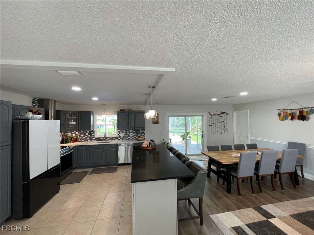 3 Bed Pool Home for Sale in Lehigh Acres, photo 7